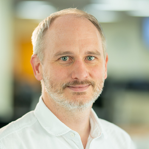 A portrait photo of Mark McLachlan